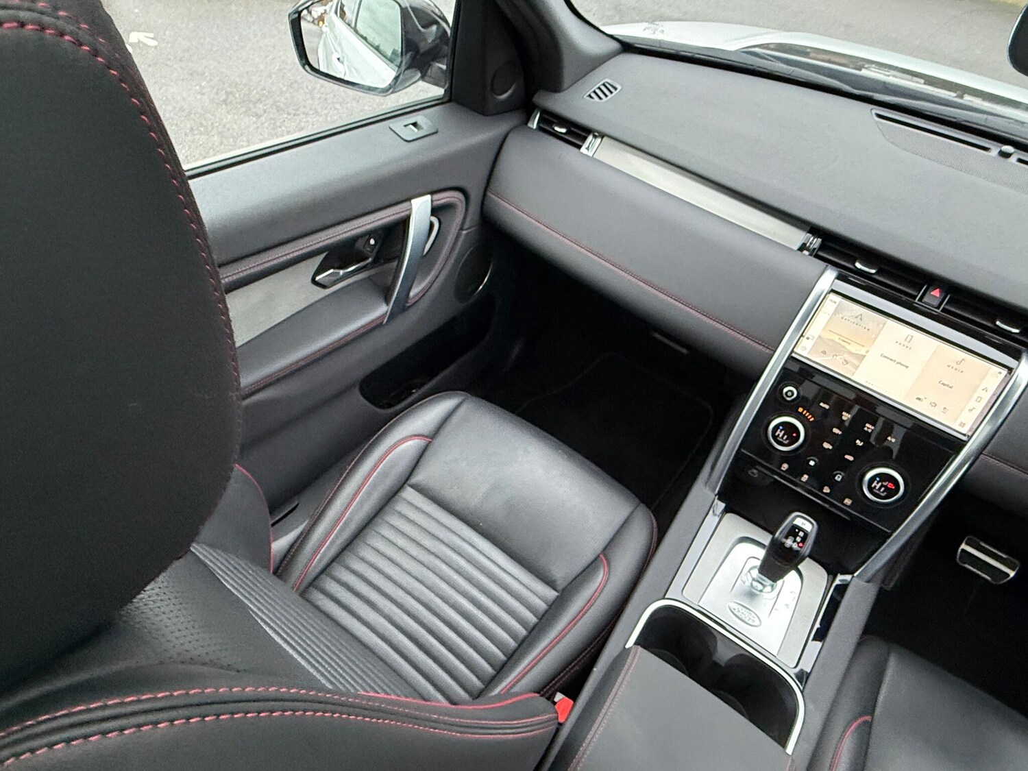 Used Land Rover Discovery Sport 2022 for sale - 77412025: Photo 17