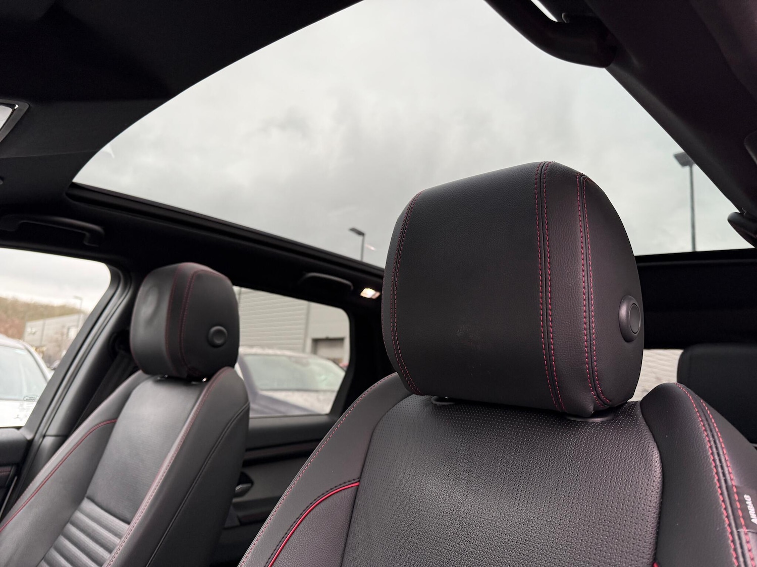 Used Land Rover Discovery Sport 2022 for sale - 77412025: Photo 4