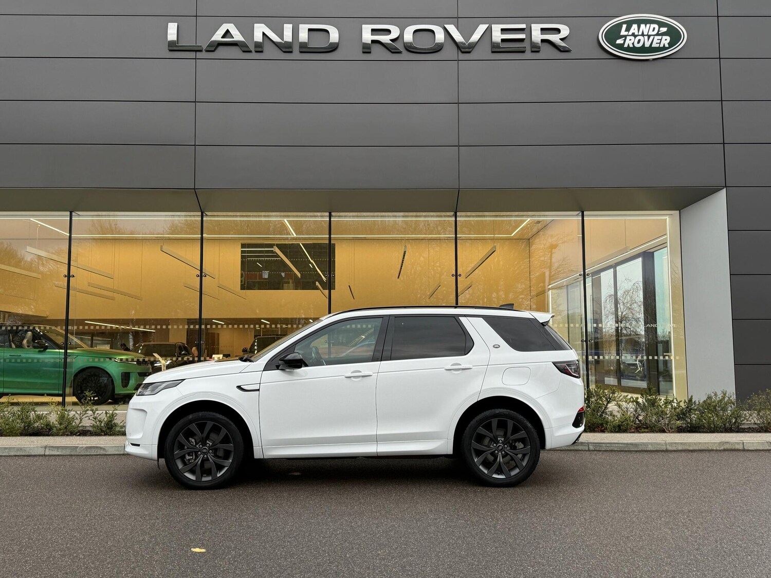Used Land Rover Discovery Sport 2022 for sale - 77412025: Photo 8