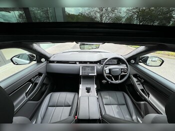Used Land Rover Range Rover Evoque 2025 for sale - 76953342: Photo