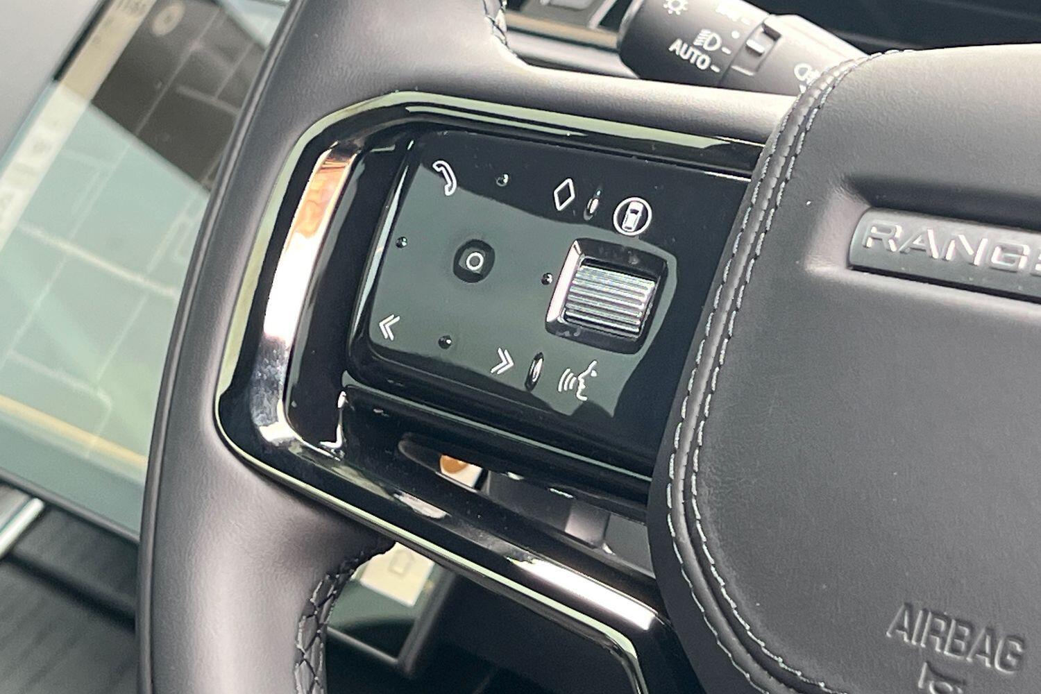 Used Land Rover Range Rover Evoque 2025 for sale - 76953342: Photo 41