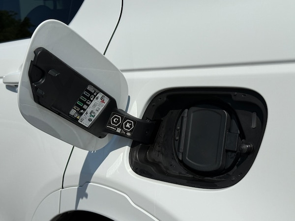 Used Land Rover Discovery Sport 2021 for sale - 75553278: Photo 25