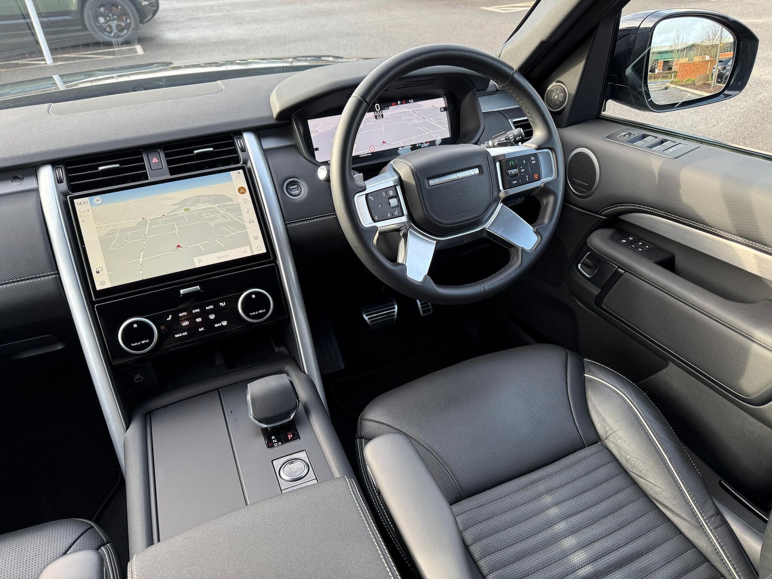 Used Land Rover Discovery 2024 for sale - 77386917: Photo 22