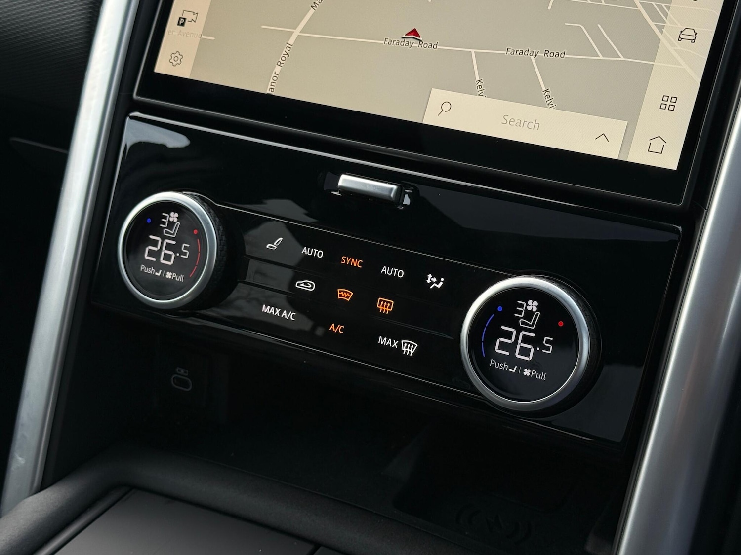 Used Land Rover Discovery 2024 for sale - 77386917: Photo 25