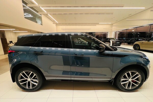 Used Land Rover Range Rover Evoque 2025 for sale - 76214051: Photo 2