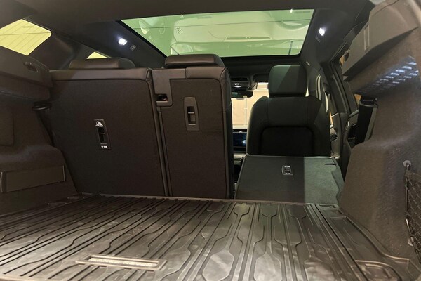 Used Land Rover Range Rover Evoque 2025 for sale - 76214051: Photo 32