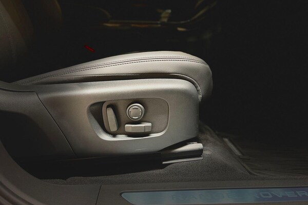 Used Land Rover Range Rover Evoque 2025 for sale - 76214051: Photo 39
