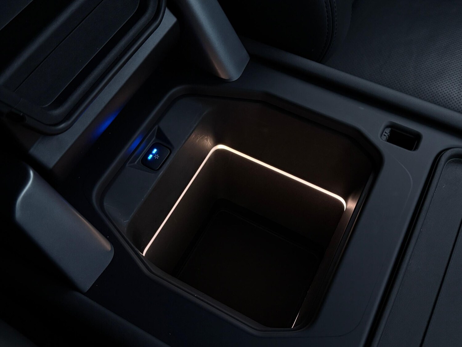 Used Land Rover Defender 110 2022 for sale - 76584812: Photo 23