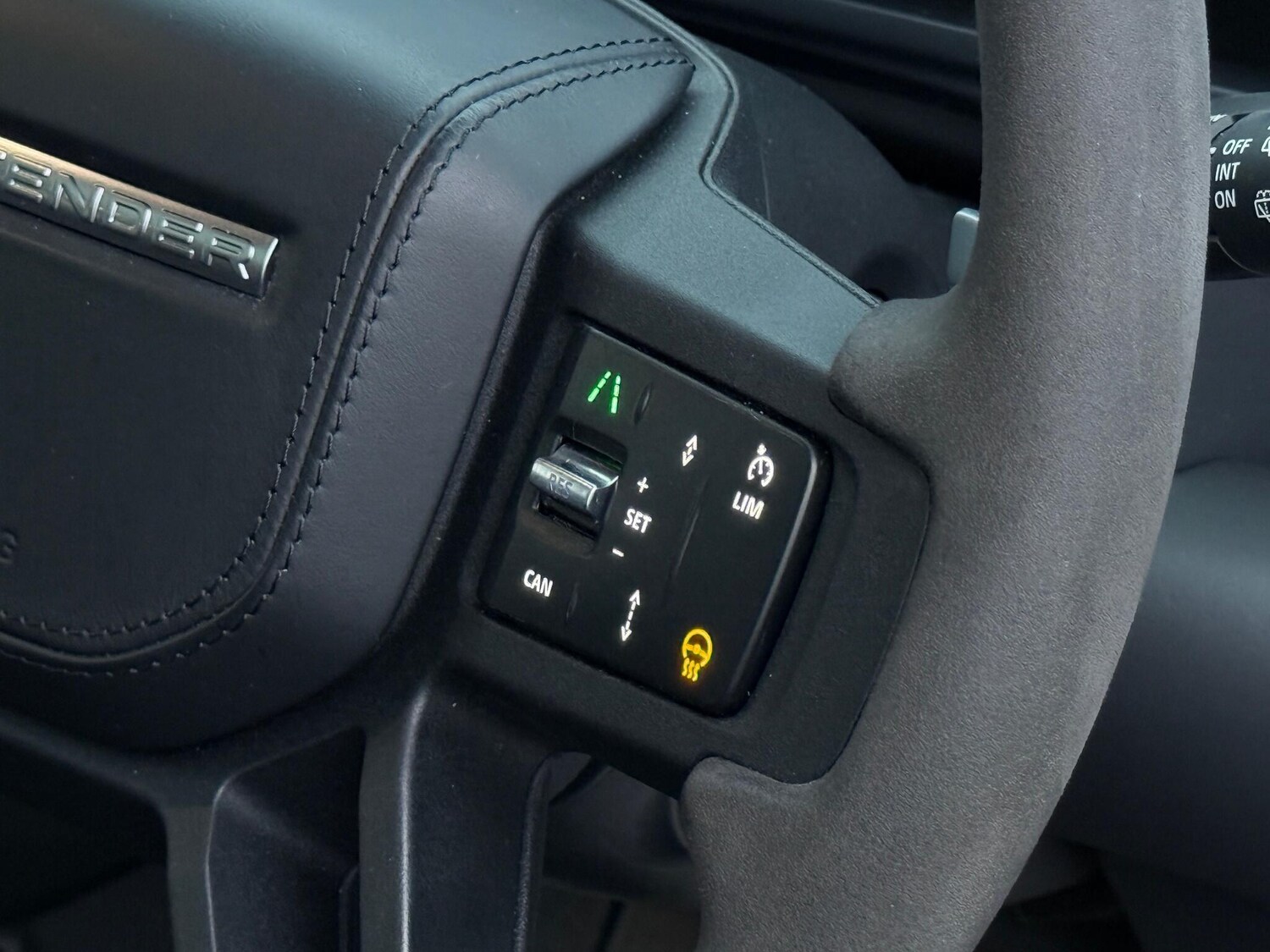 Used Land Rover Defender 110 2022 for sale - 76584812: Photo 51