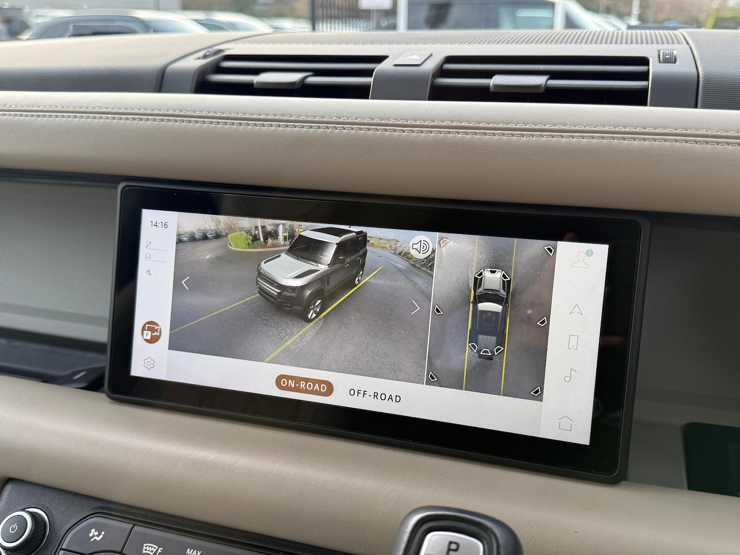 Used Land Rover Defender 2020 for sale - 77029480: Photo 10