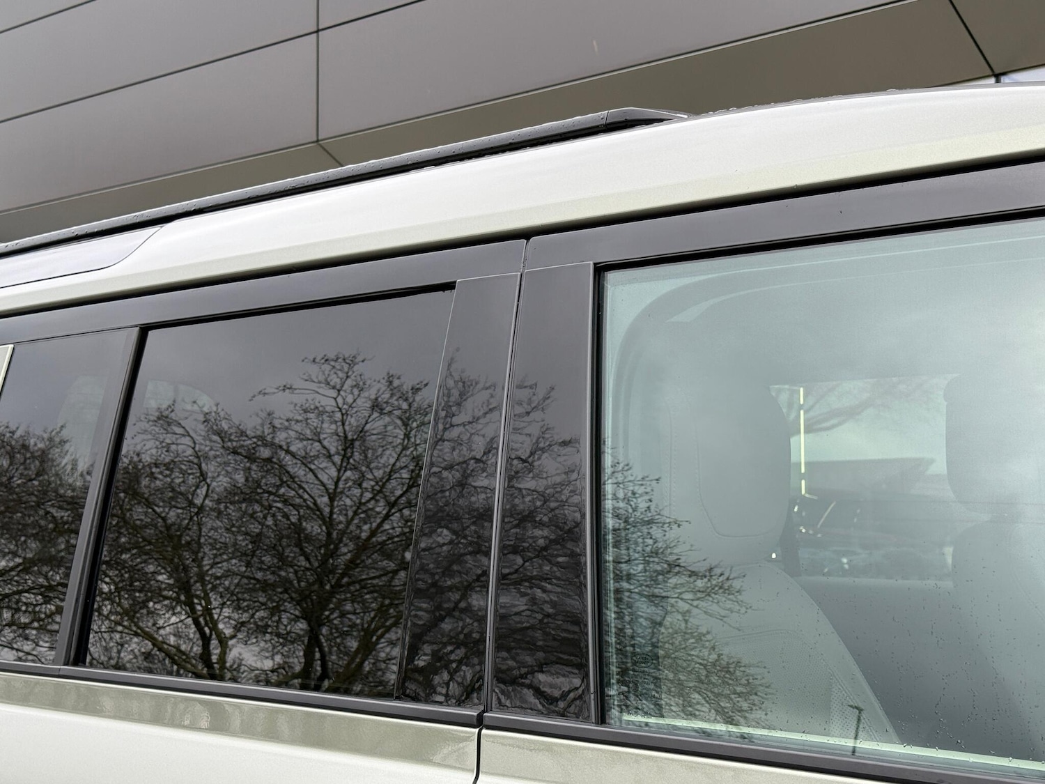 Used Land Rover Defender 2020 for sale - 77029480: Photo 16