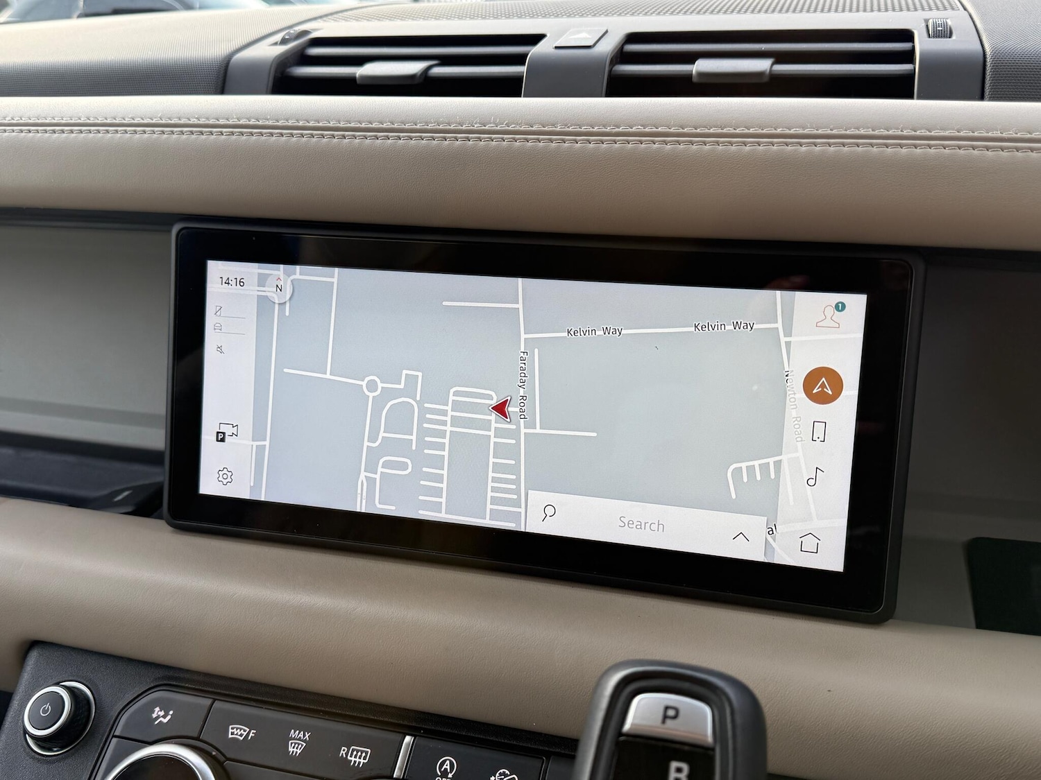 Used Land Rover Defender 2020 for sale - 77029480: Photo 8