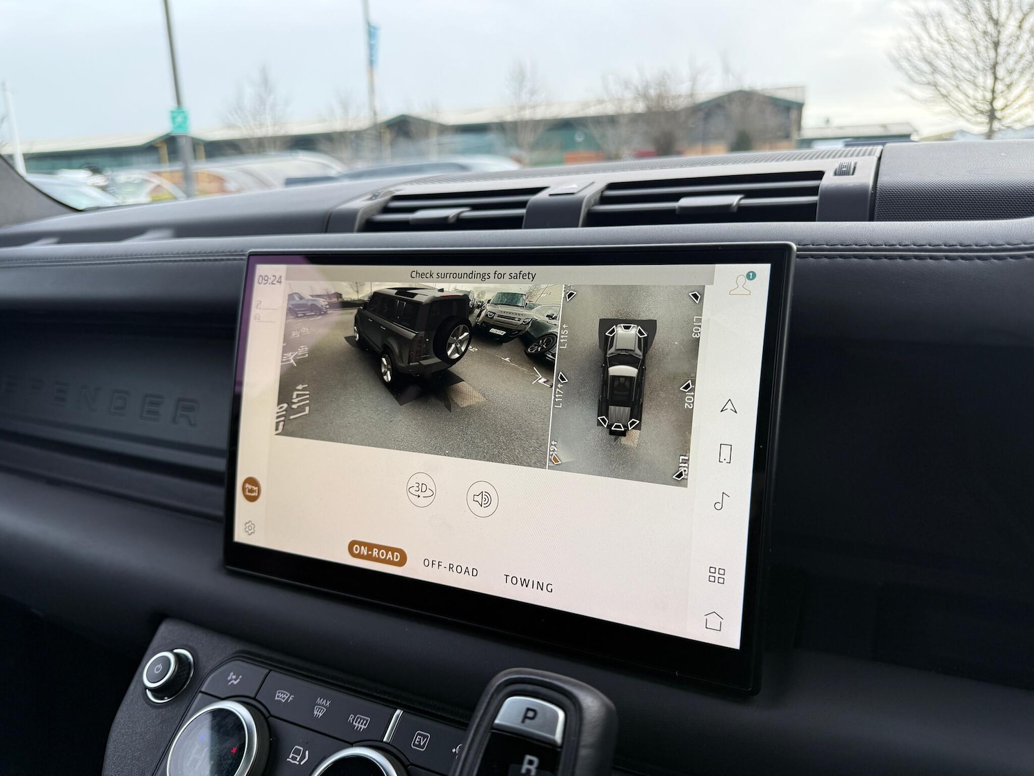 Used Land Rover Defender 2023 for sale - 77624884: Photo 43