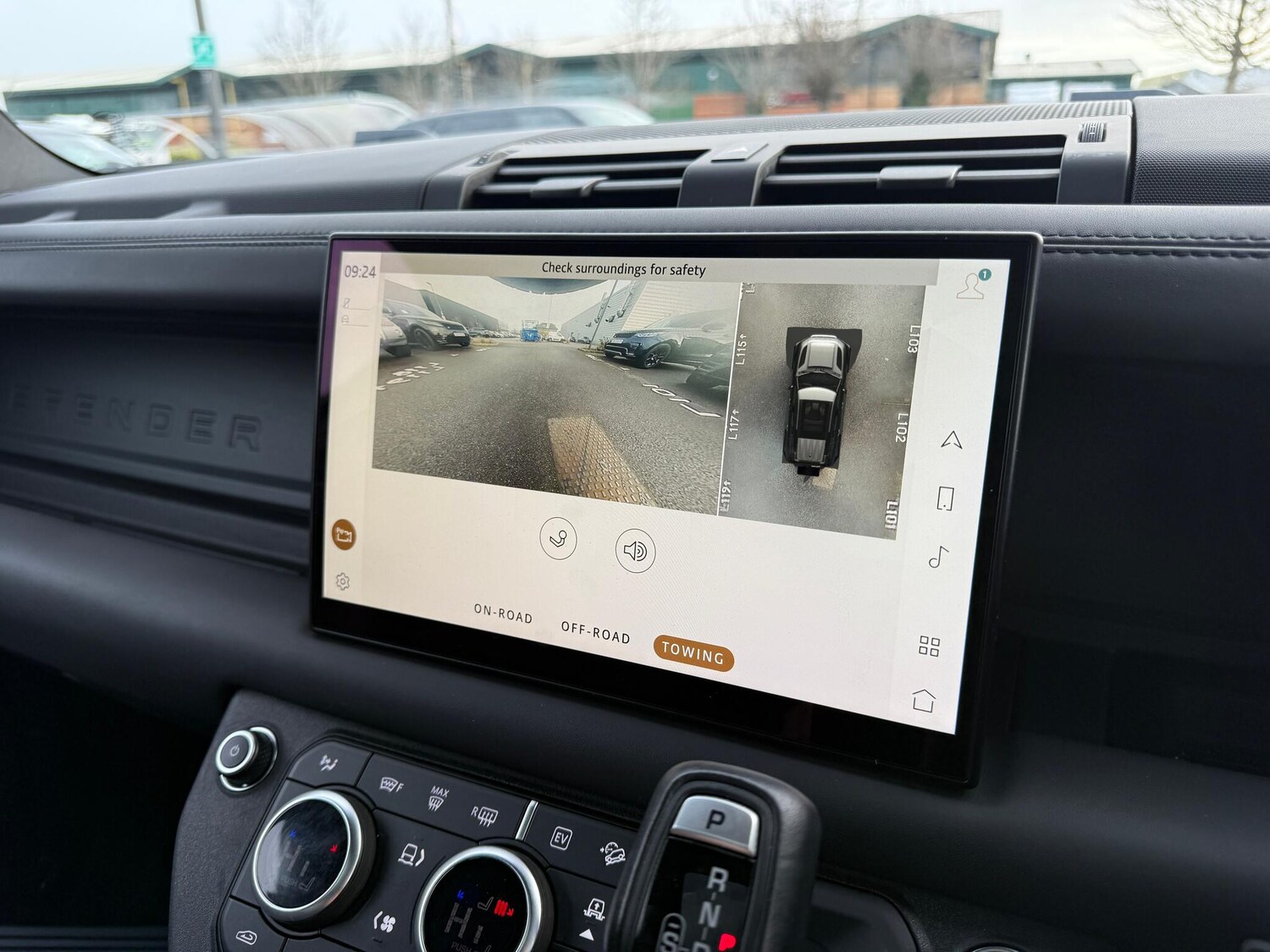 Used Land Rover Defender 2023 for sale - 77624884: Photo 44