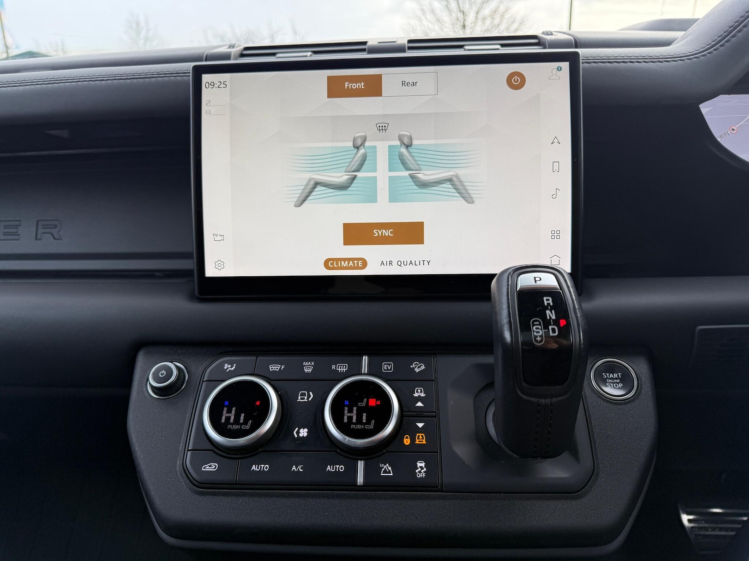 Used Land Rover Defender 2023 for sale - 77624884: Photo 49