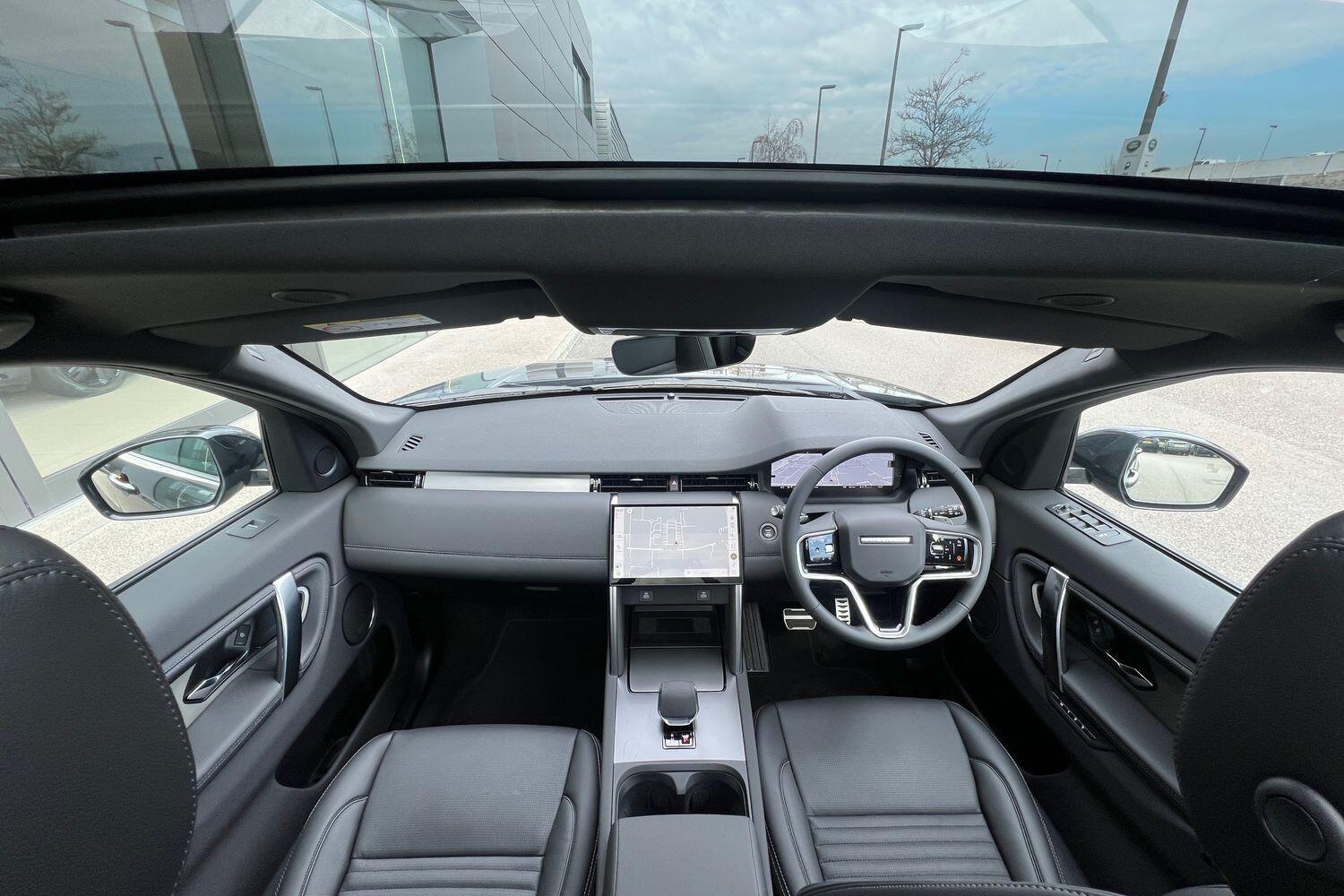 Used Land Rover Discovery Sport 2025 for sale - 76408819: Photo 3