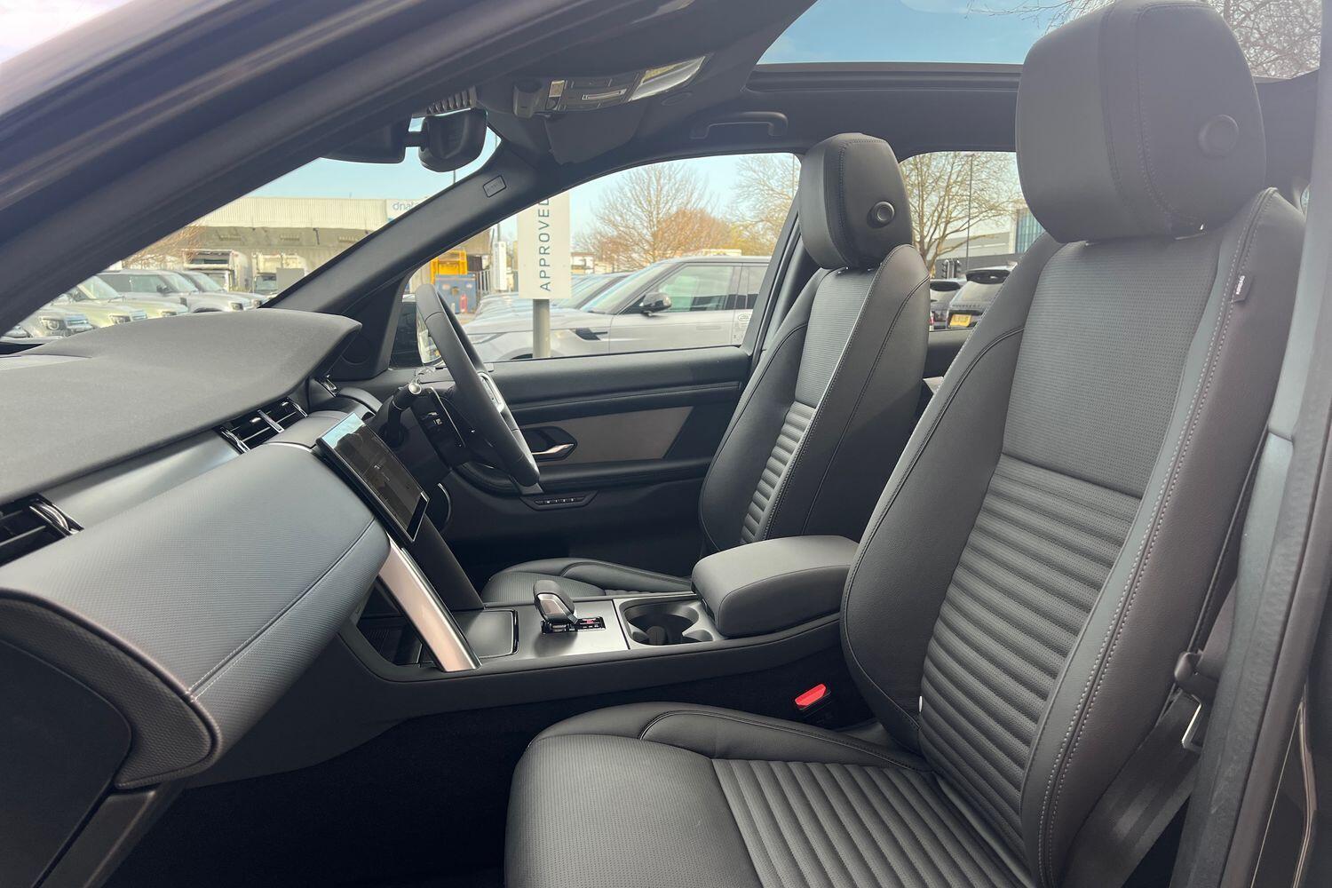 Used Land Rover Discovery Sport 2025 for sale - 76408819: Photo 42