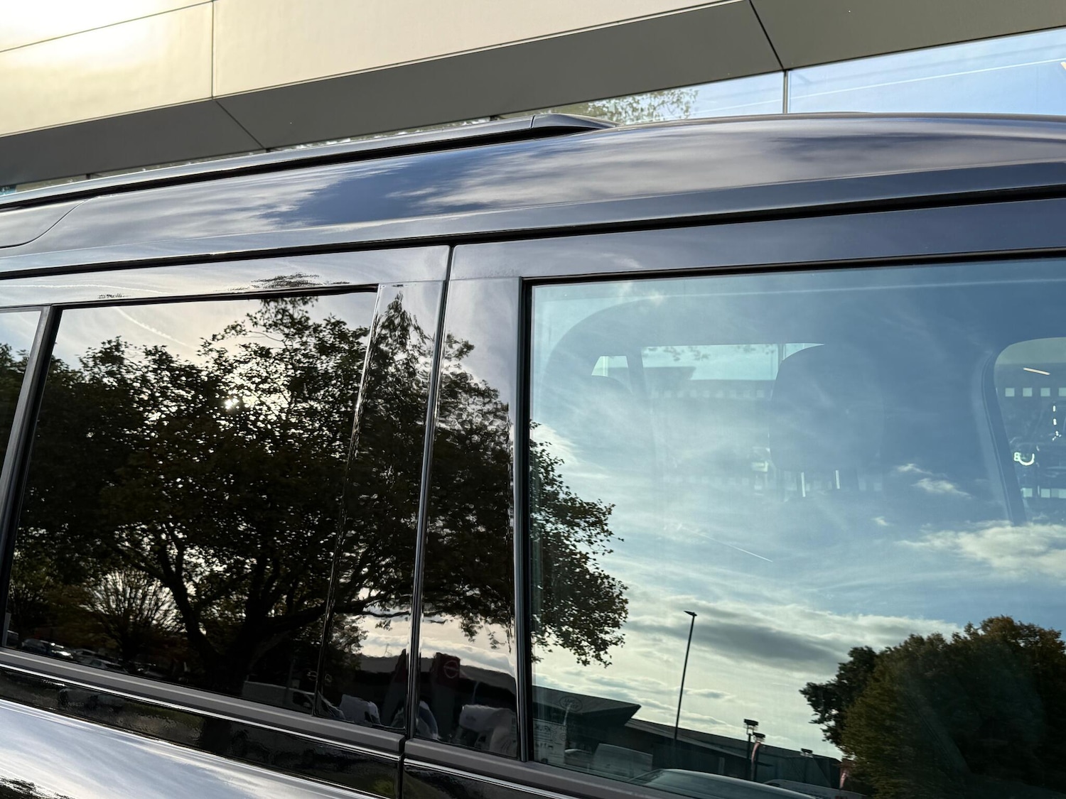 Used Land Rover Defender 110 2025 for sale - 76592526: Photo 25