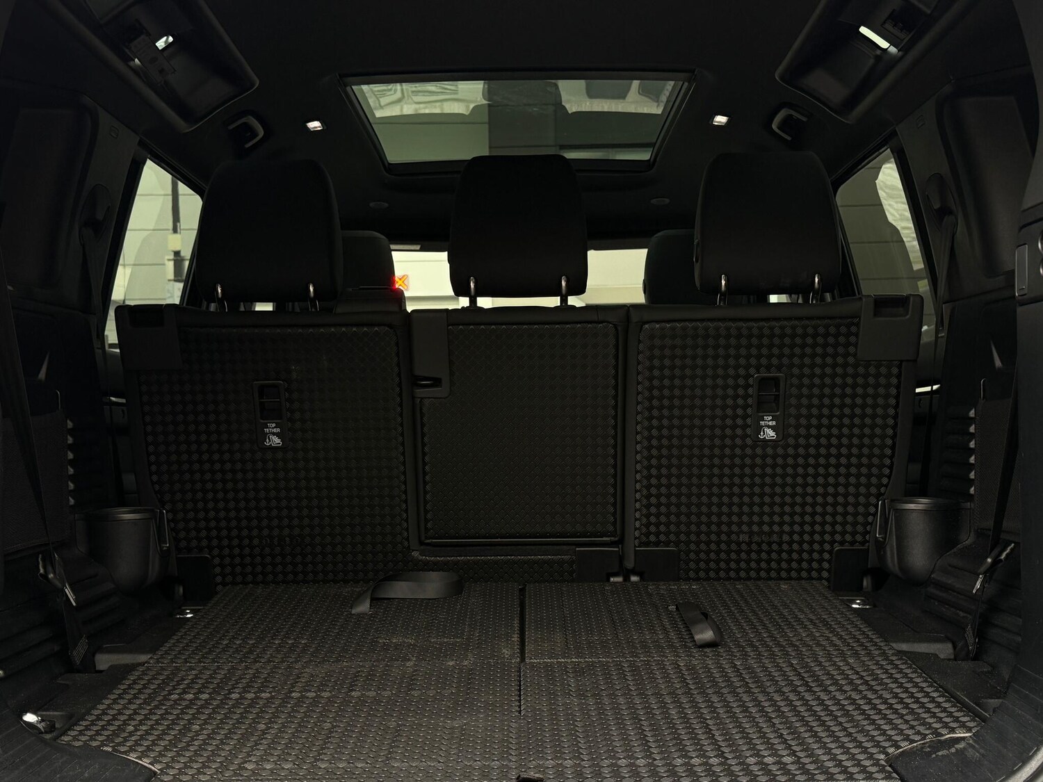 Used Land Rover Defender 110 2025 for sale - 76592526: Photo 35