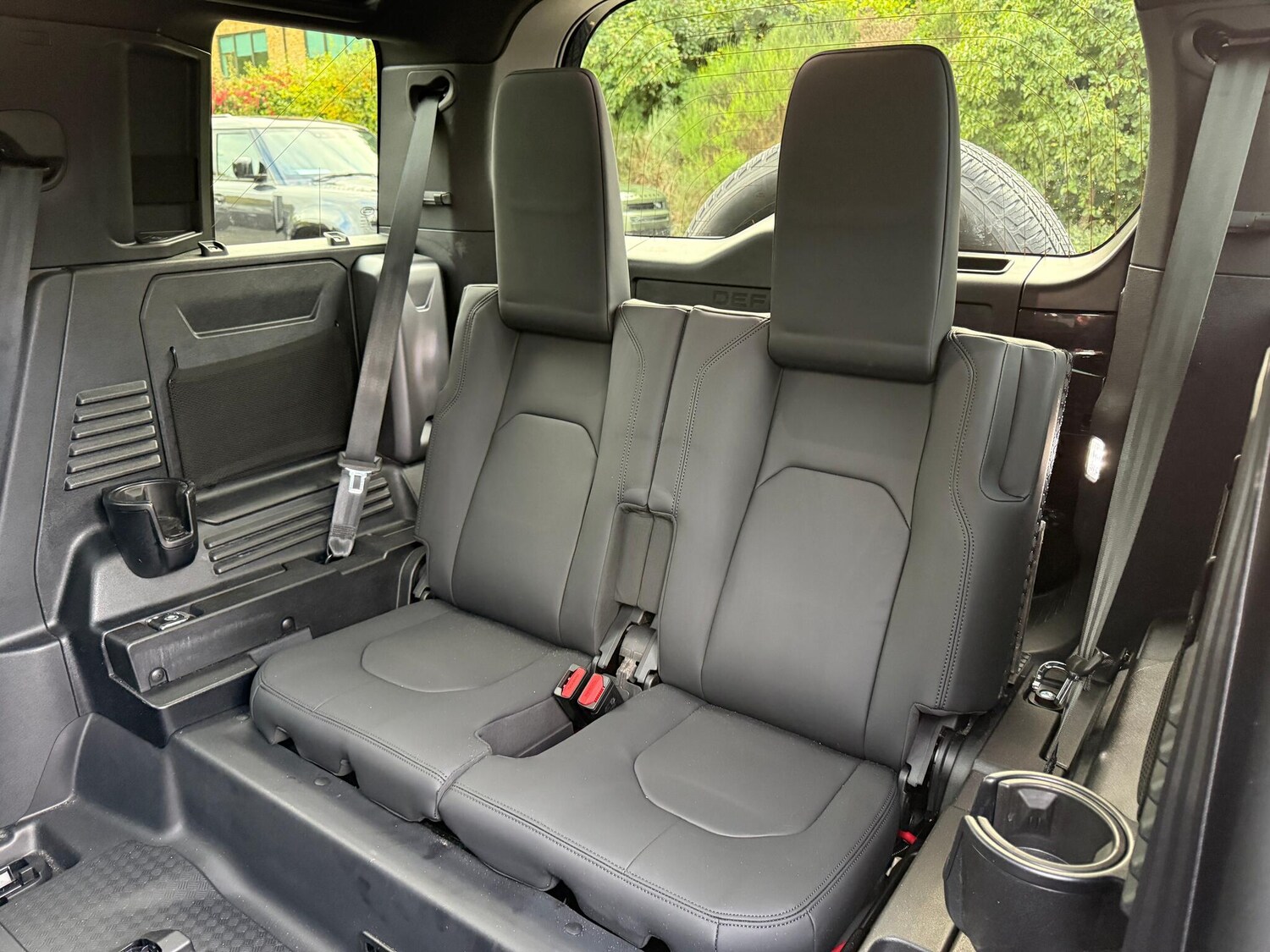 Used Land Rover Defender 110 2025 for sale - 76592526: Photo 41