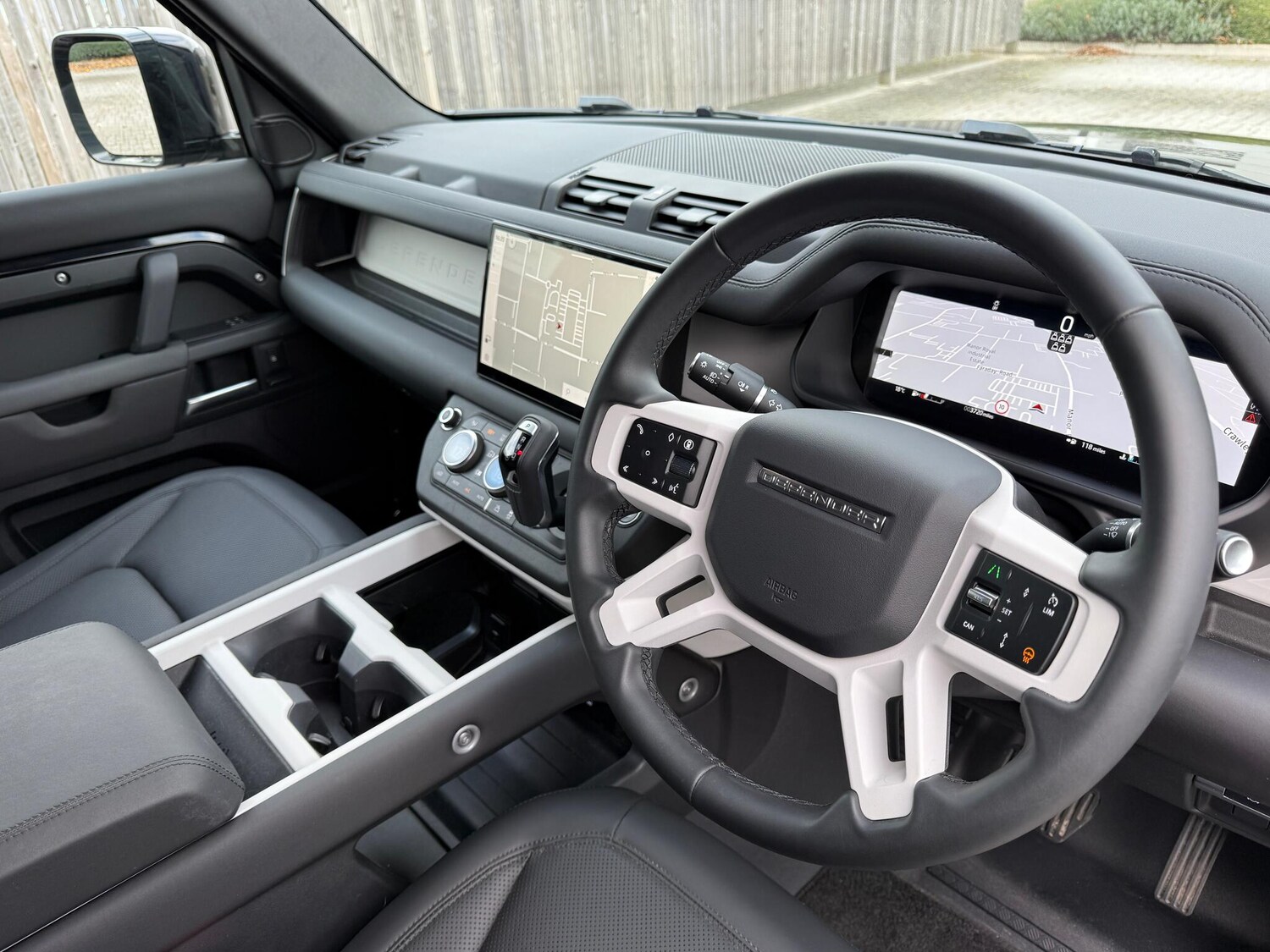 Used Land Rover Defender 110 2025 for sale - 76592526: Photo 47