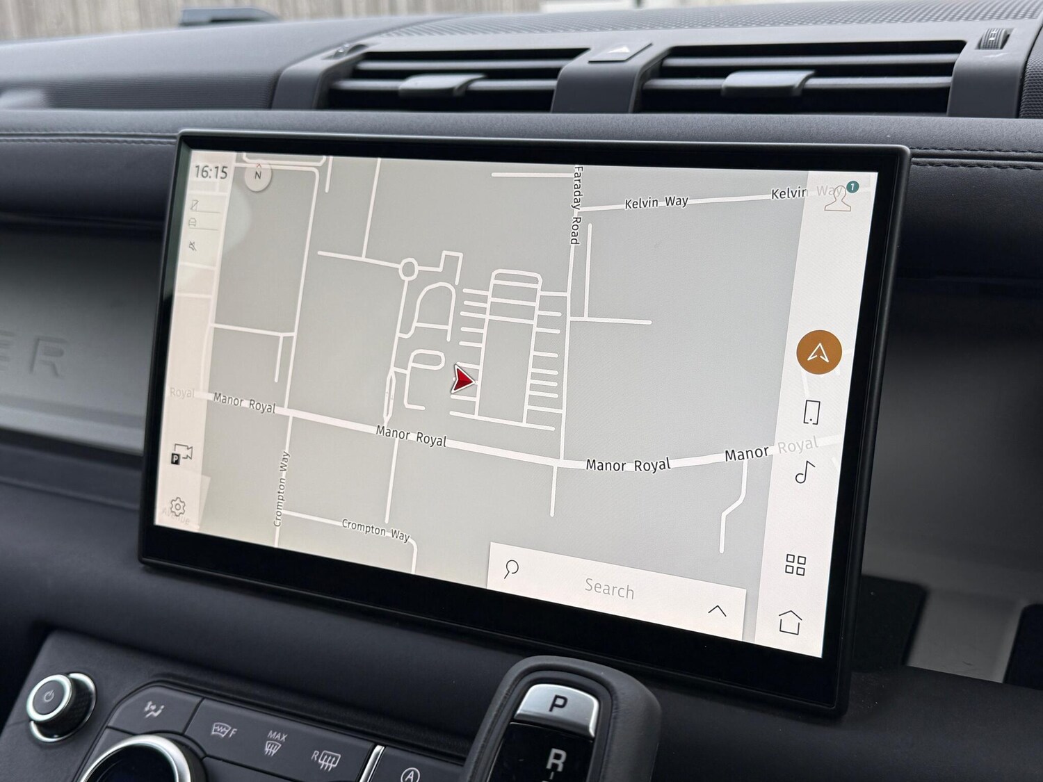 Used Land Rover Defender 110 2025 for sale - 76592526: Photo 8