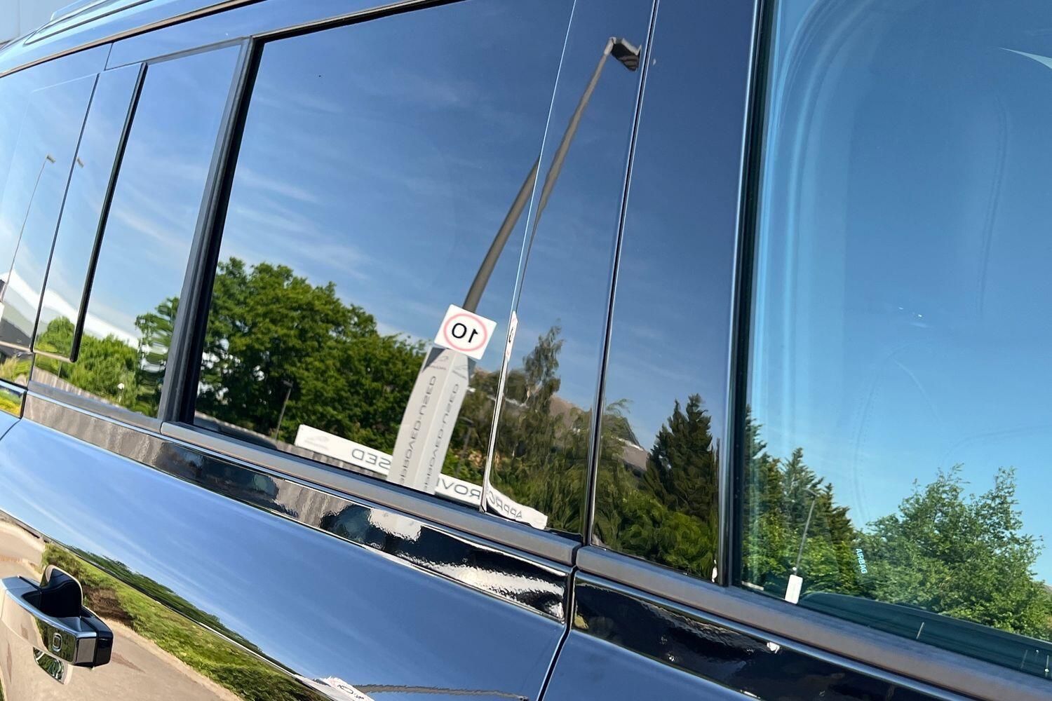 Used Land Rover Defender 2025 for sale - 76952404: Photo 18