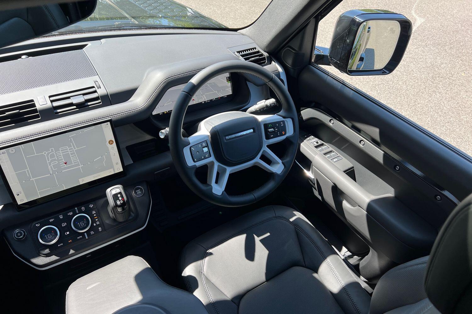 Used Land Rover Defender 2025 for sale - 76952404: Photo 29