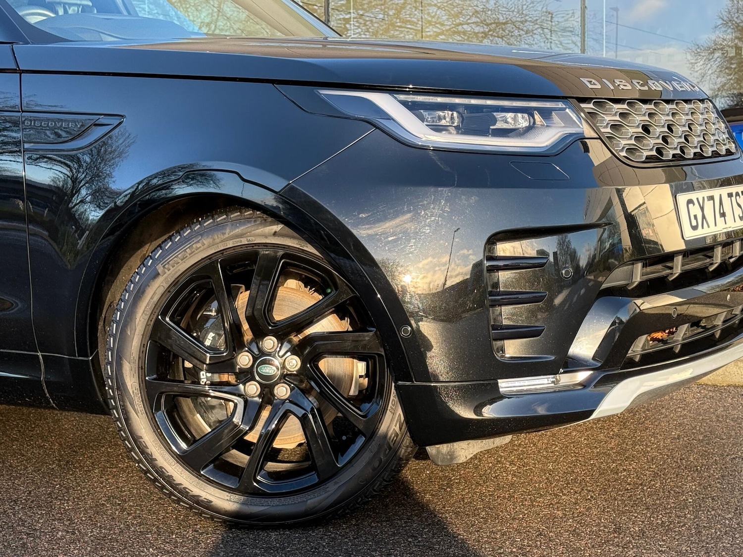 Used Land Rover Discovery 2024 for sale - 77120789: Photo 11