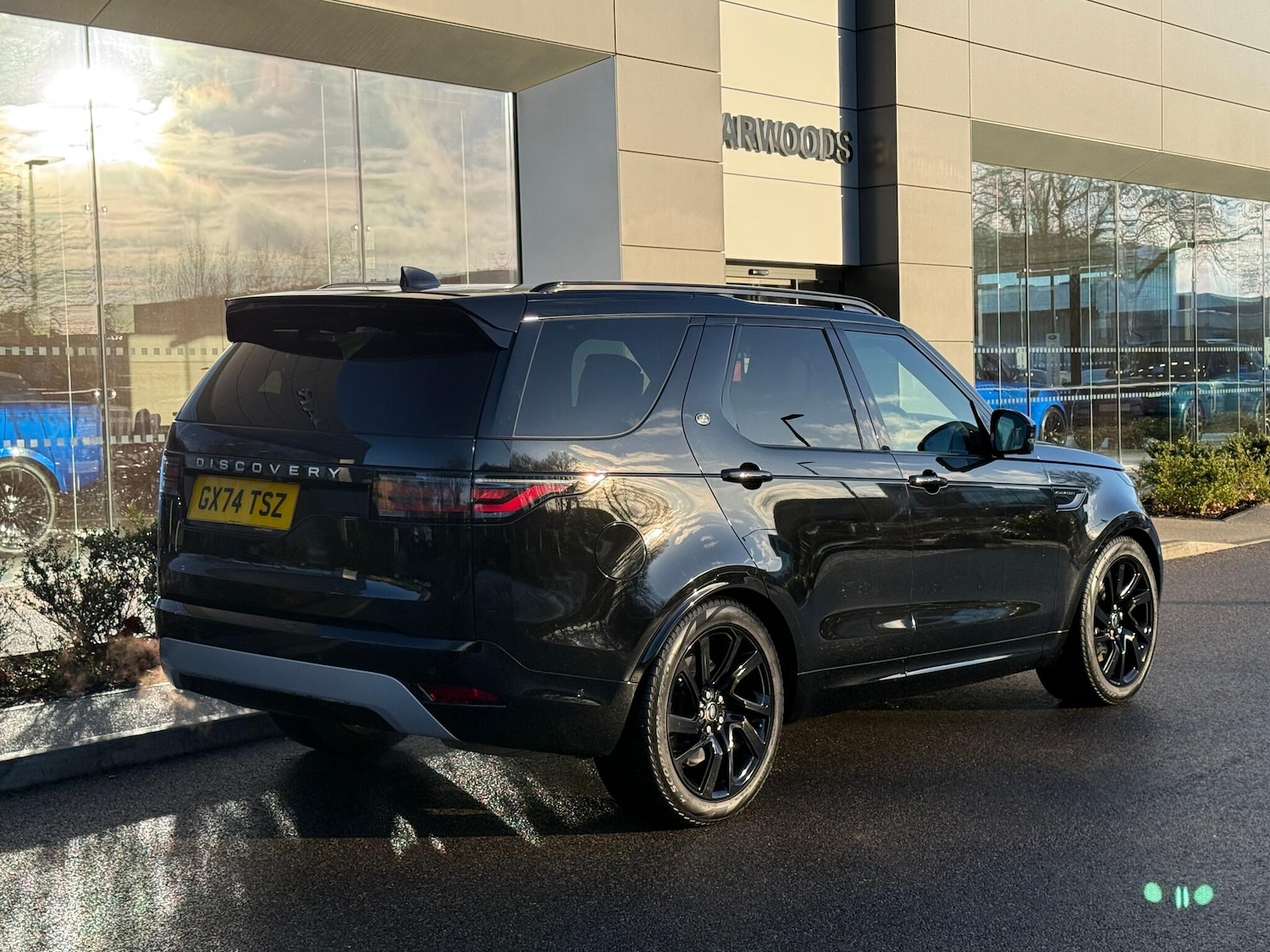 Used Land Rover Discovery 2024 for sale - 77120789: Photo 12