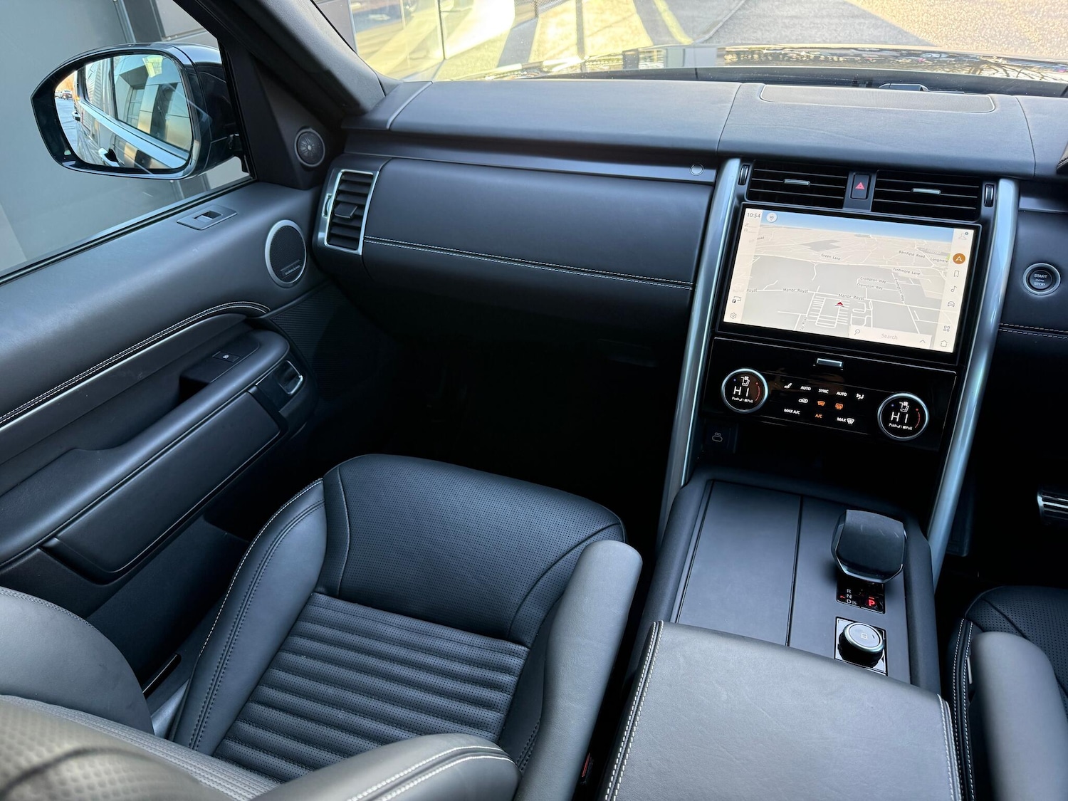 Used Land Rover Discovery 2024 for sale - 77120789: Photo 20