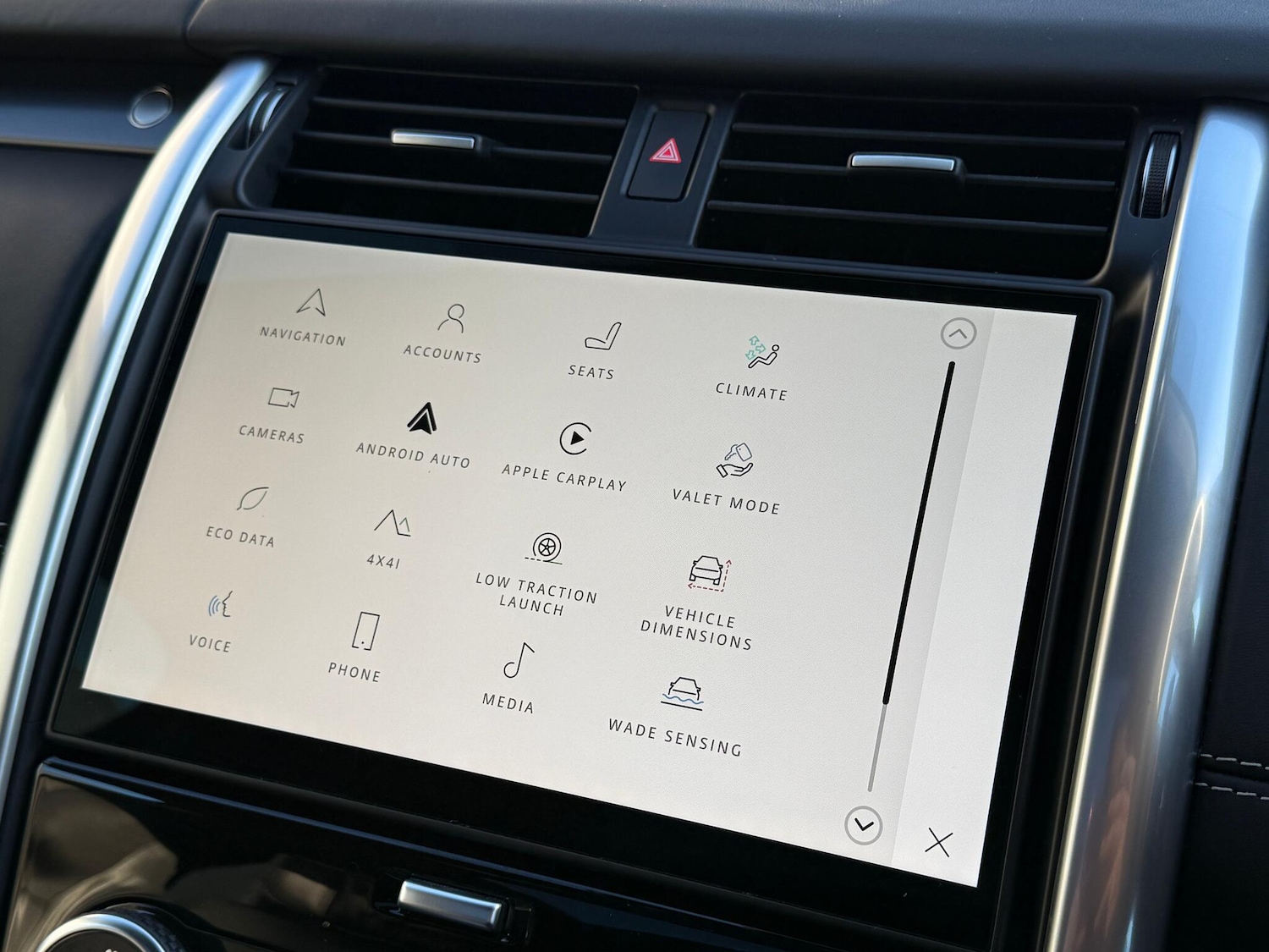 Used Land Rover Discovery 2024 for sale - 77120789: Photo 42