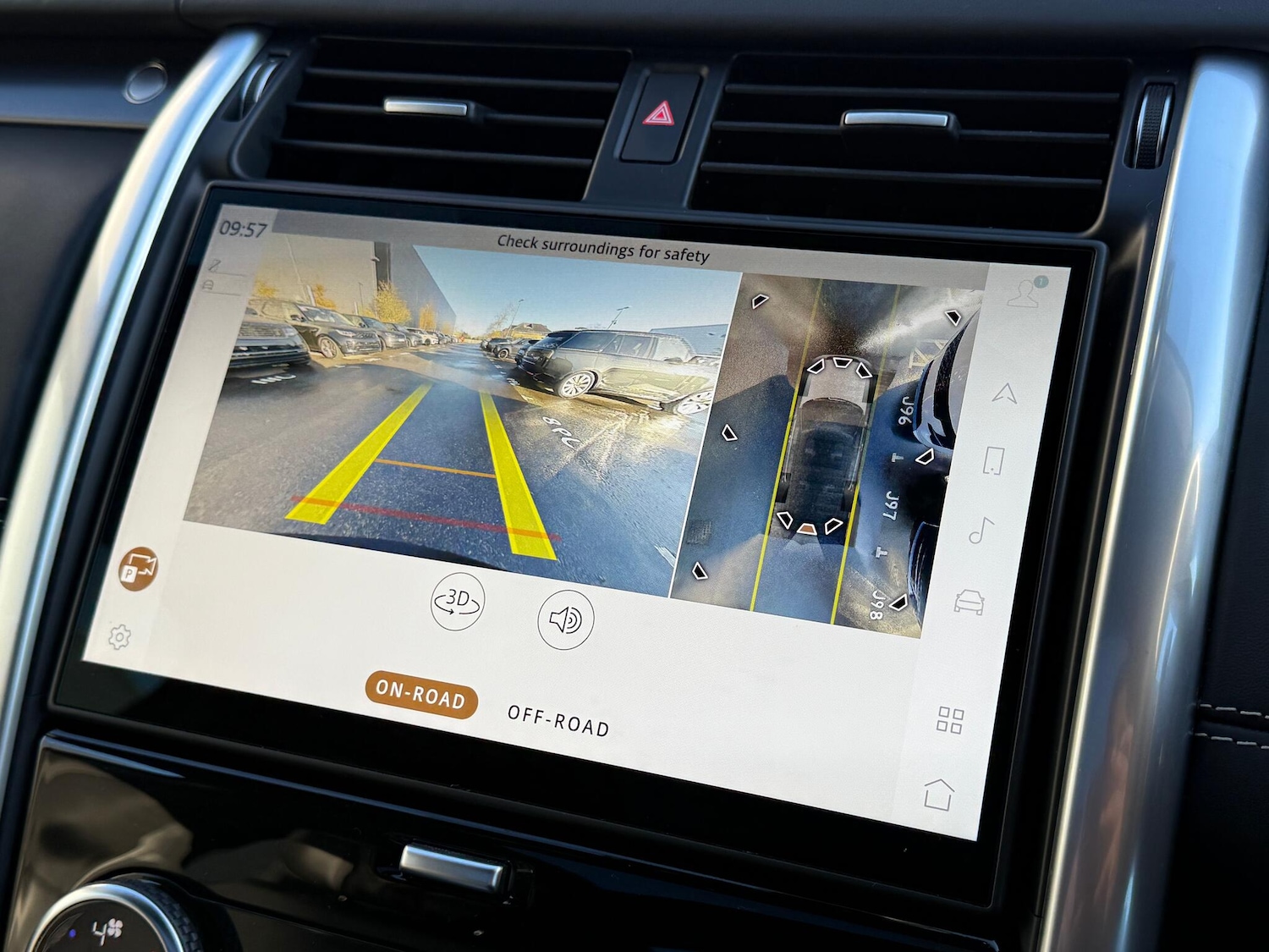 Used Land Rover Discovery 2024 for sale - 77120789: Photo 7