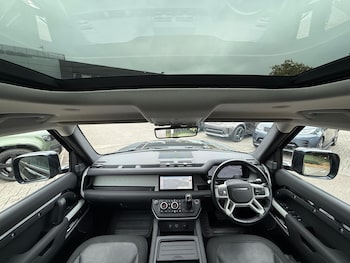 Used Land Rover Defender 110 2020 for sale - 76282609: Photo