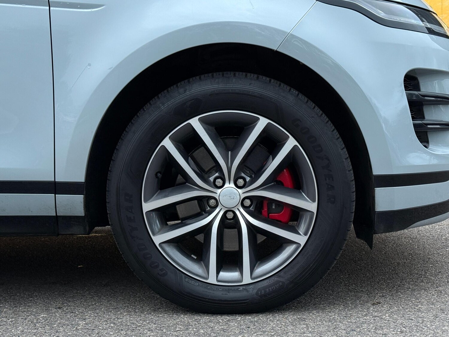 Used Land Rover Range Rover Evoque 2025 for sale - 76226188: Photo 18