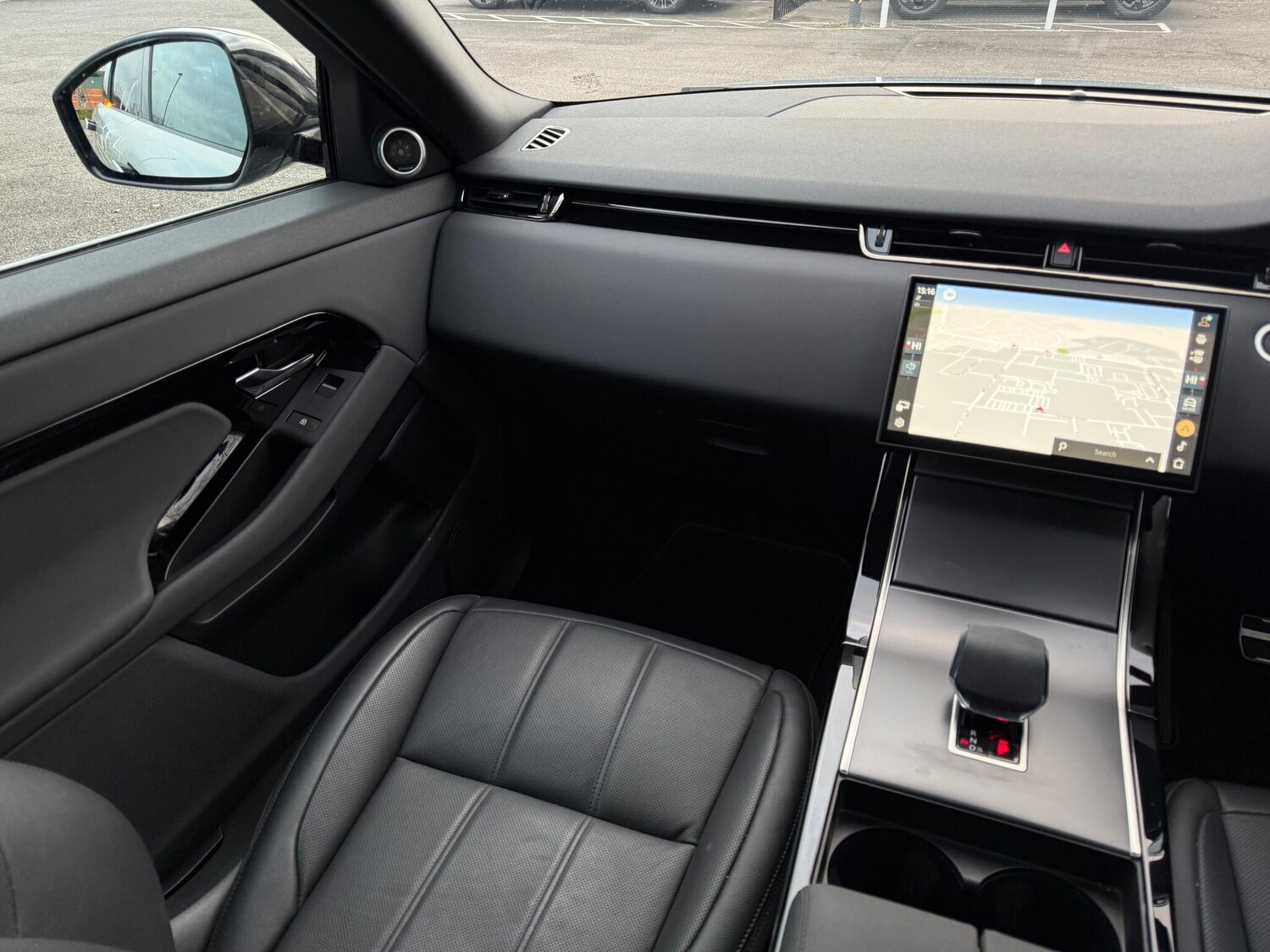 Used Land Rover Range Rover Evoque 2025 for sale - 76226188: Photo 19