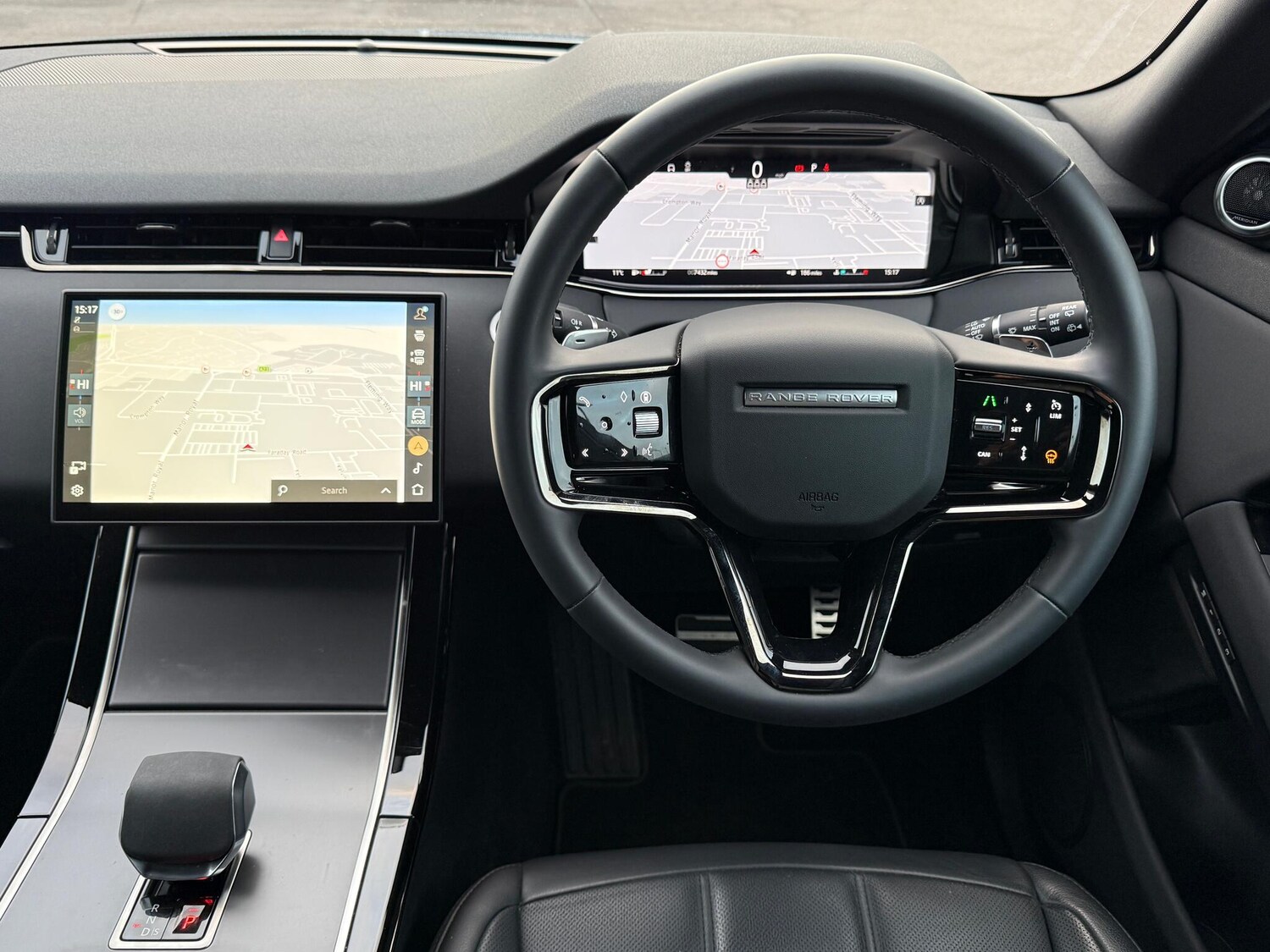 Used Land Rover Range Rover Evoque 2025 for sale - 76226188: Photo 21