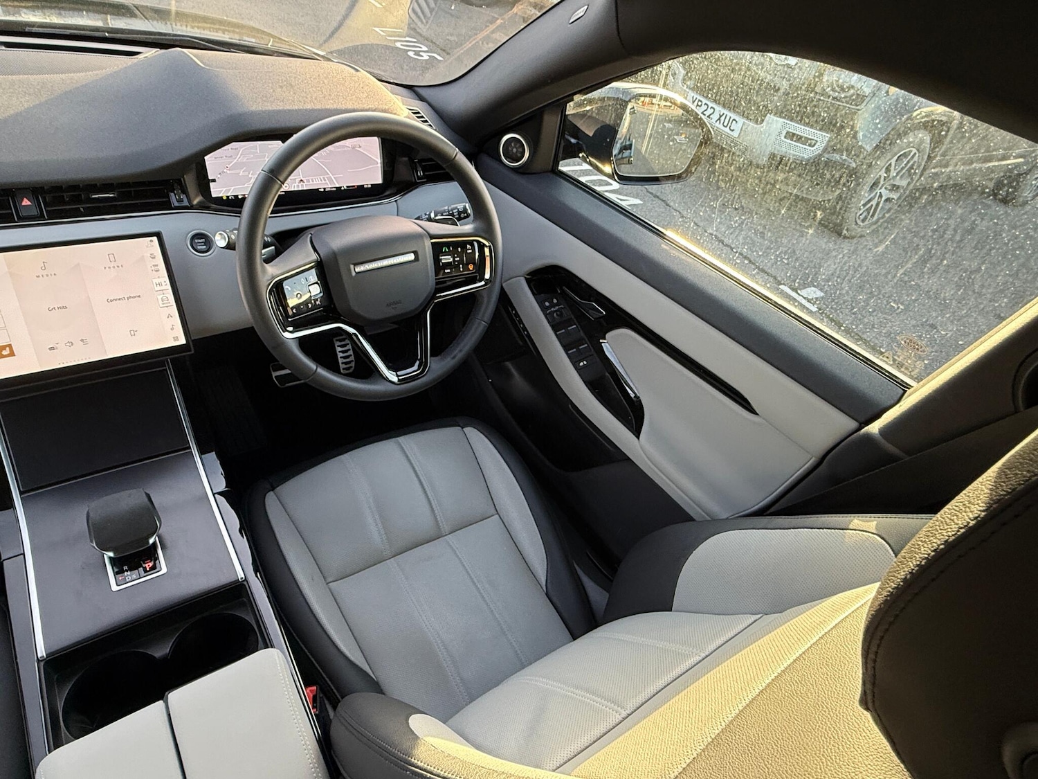 Used Land Rover Range Rover Evoque 2025 for sale - 77028912: Photo 22