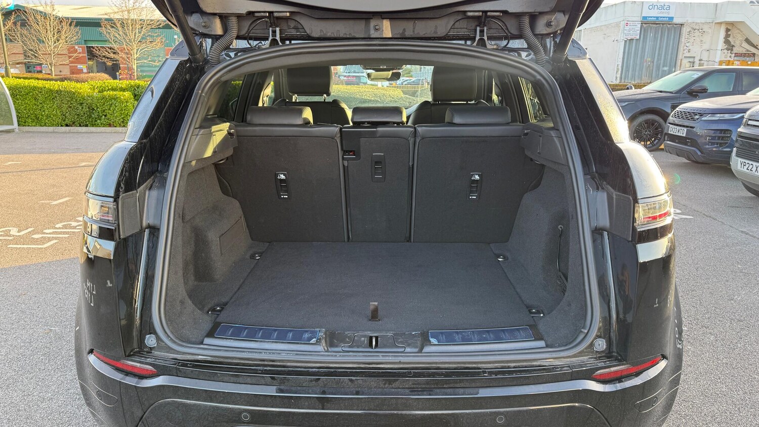 Used Land Rover Range Rover Evoque 2025 for sale - 77028912: Photo 24