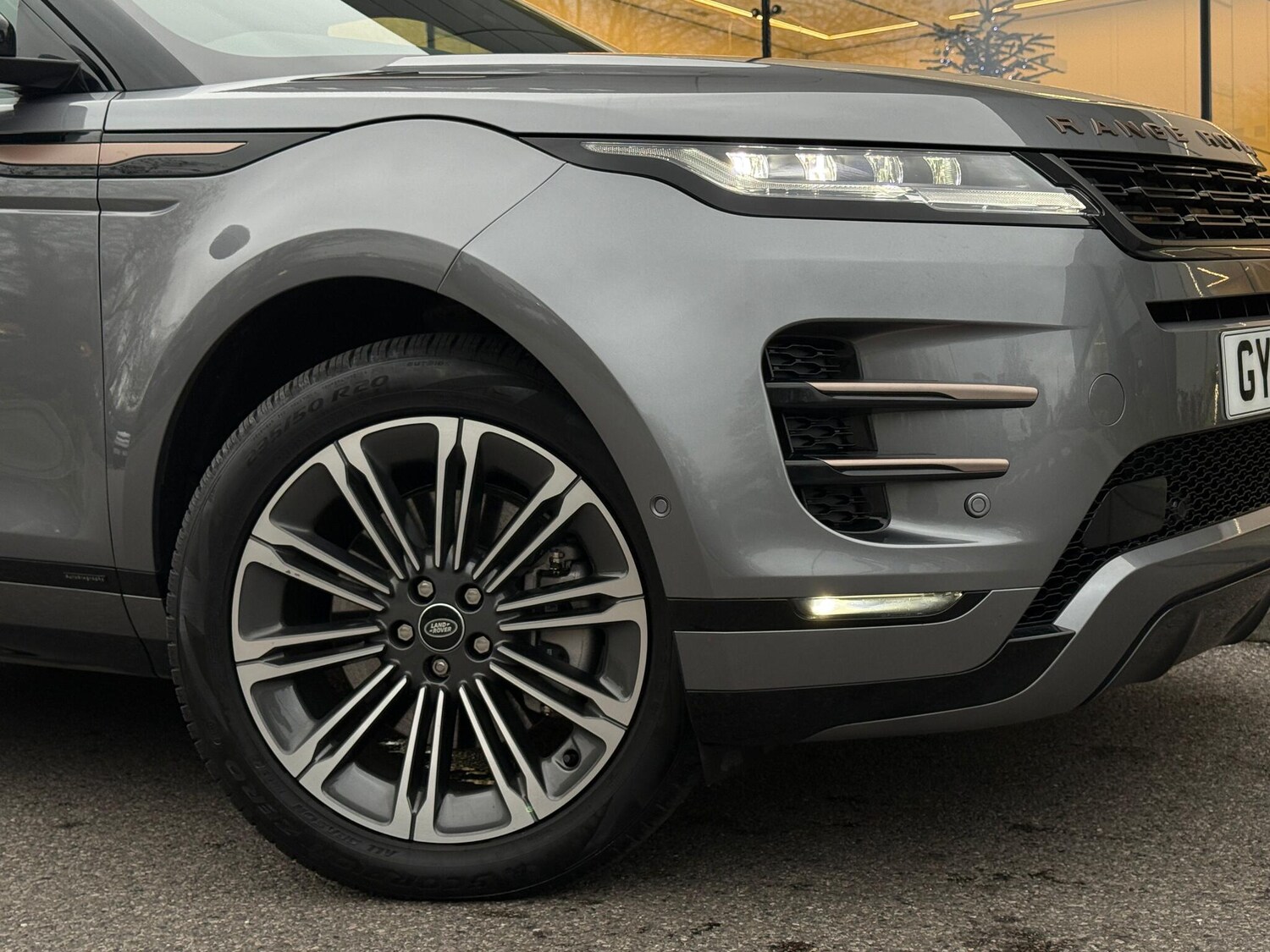 Used Land Rover Range Rover Evoque 2025 for sale - 76512675: Photo 14
