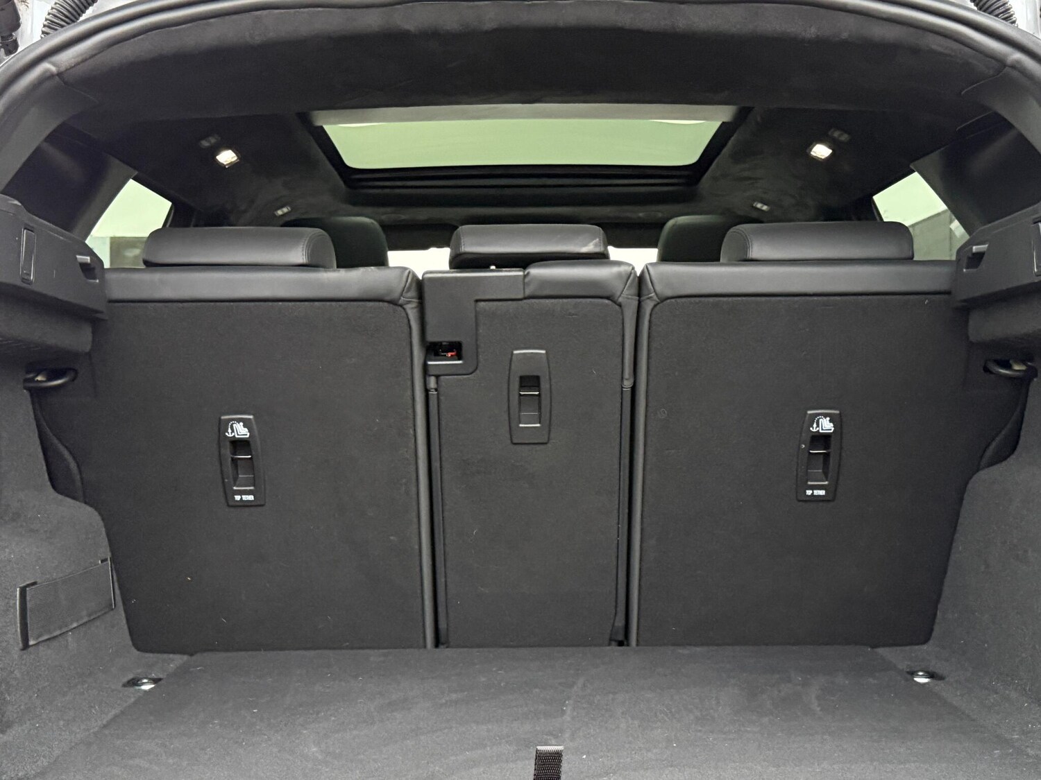 Used Land Rover Range Rover Evoque 2025 for sale - 76512675: Photo 37