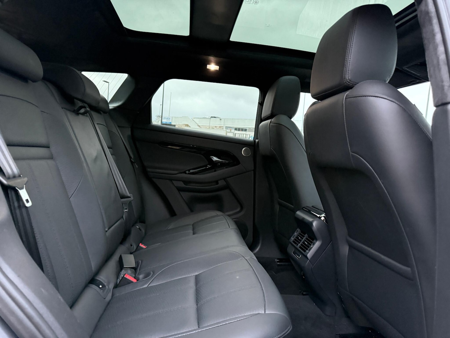 Used Land Rover Range Rover Evoque 2025 for sale - 76512675: Photo 40