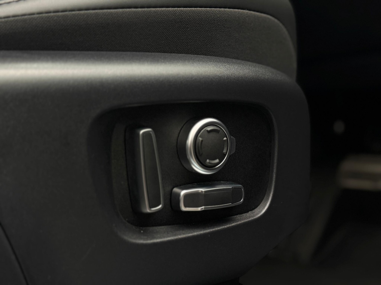 Used Land Rover Range Rover Evoque 2025 for sale - 76512675: Photo 46