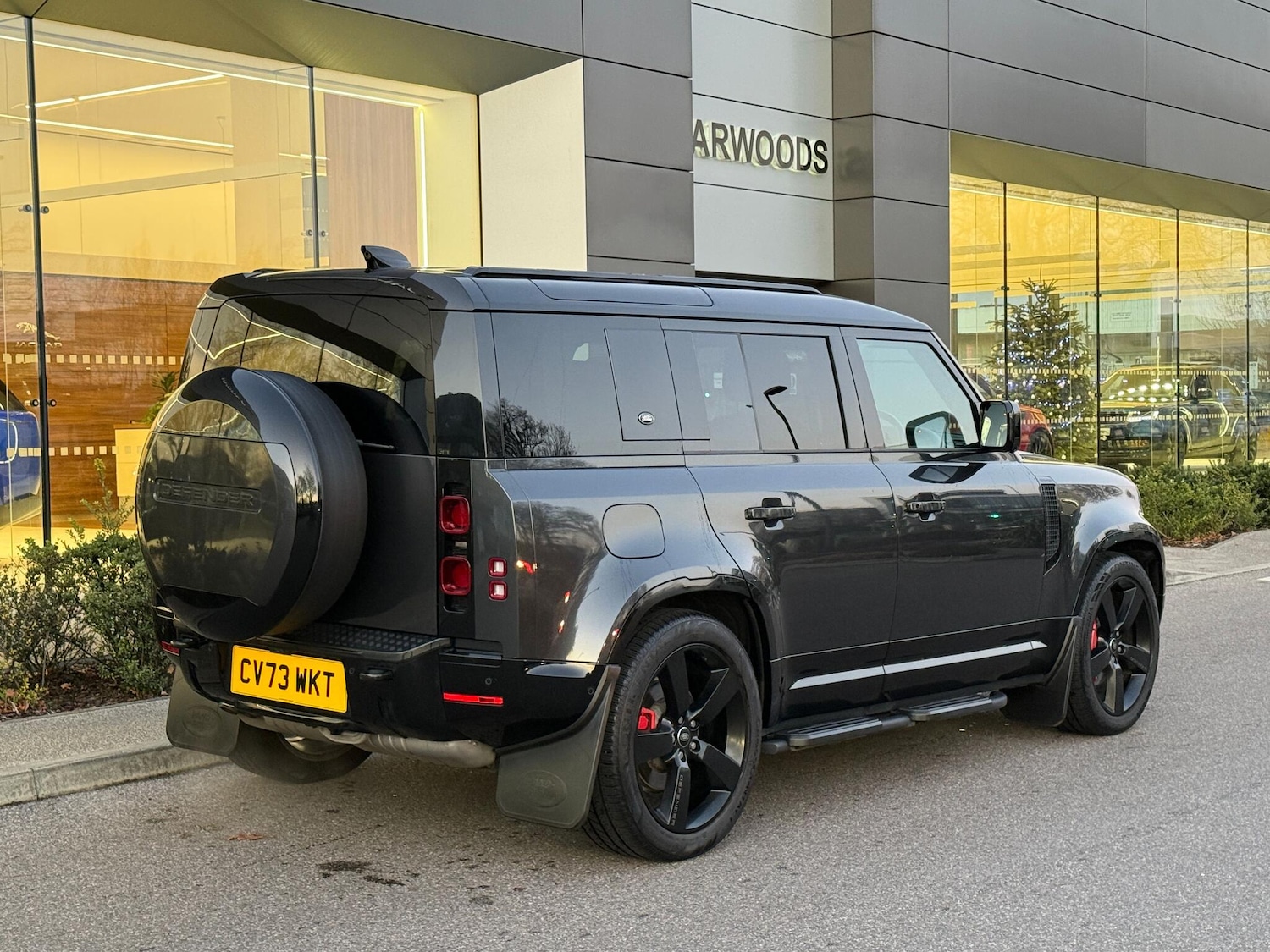 Used Land Rover Defender 2023 for sale - 77016436: Photo 12