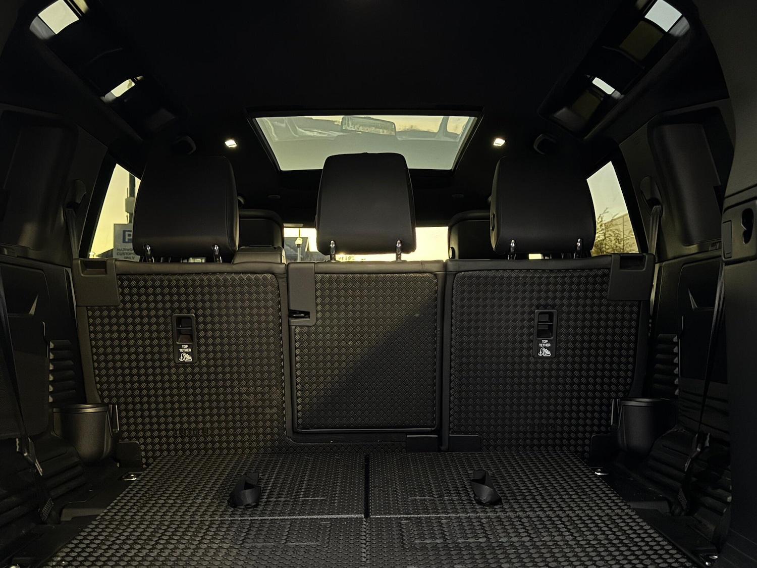 Used Land Rover Defender 2023 for sale - 77016436: Photo 37