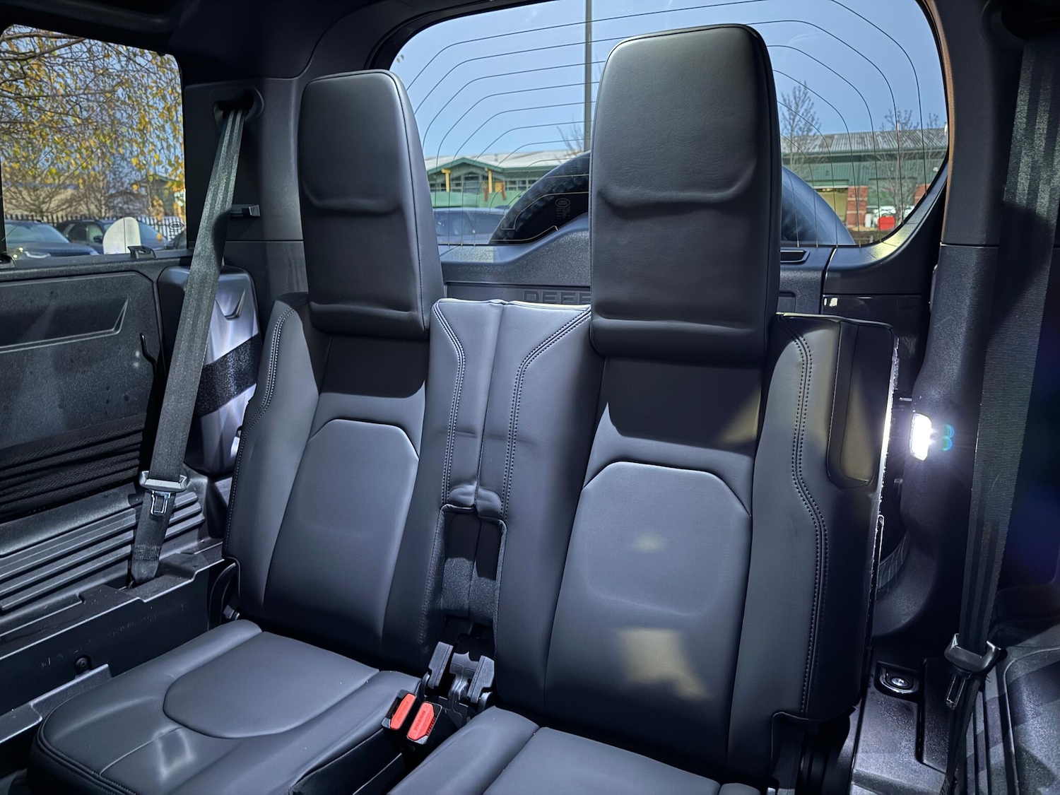 Used Land Rover Defender 2023 for sale - 77016436: Photo 46