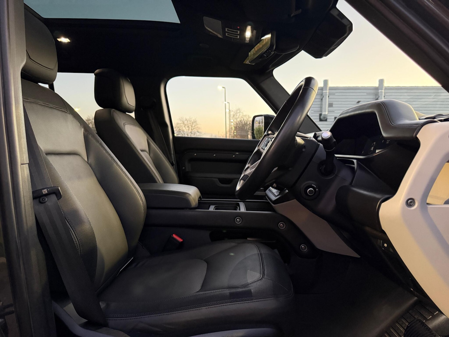 Used Land Rover Defender 2023 for sale - 77016436: Photo 47