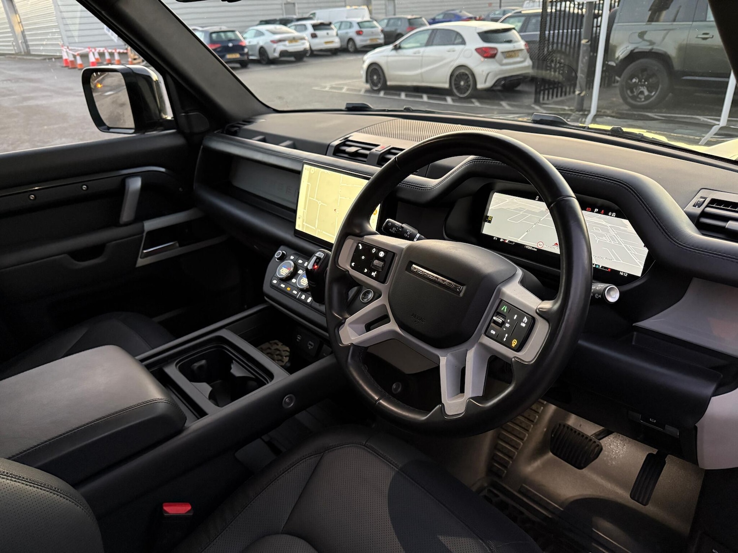 Used Land Rover Defender 2023 for sale - 77016436: Photo 48