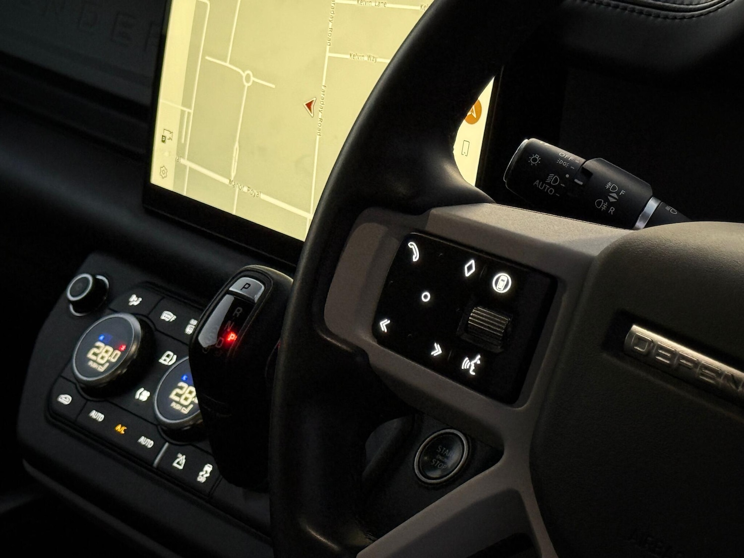 Used Land Rover Defender 2023 for sale - 77016436: Photo 51