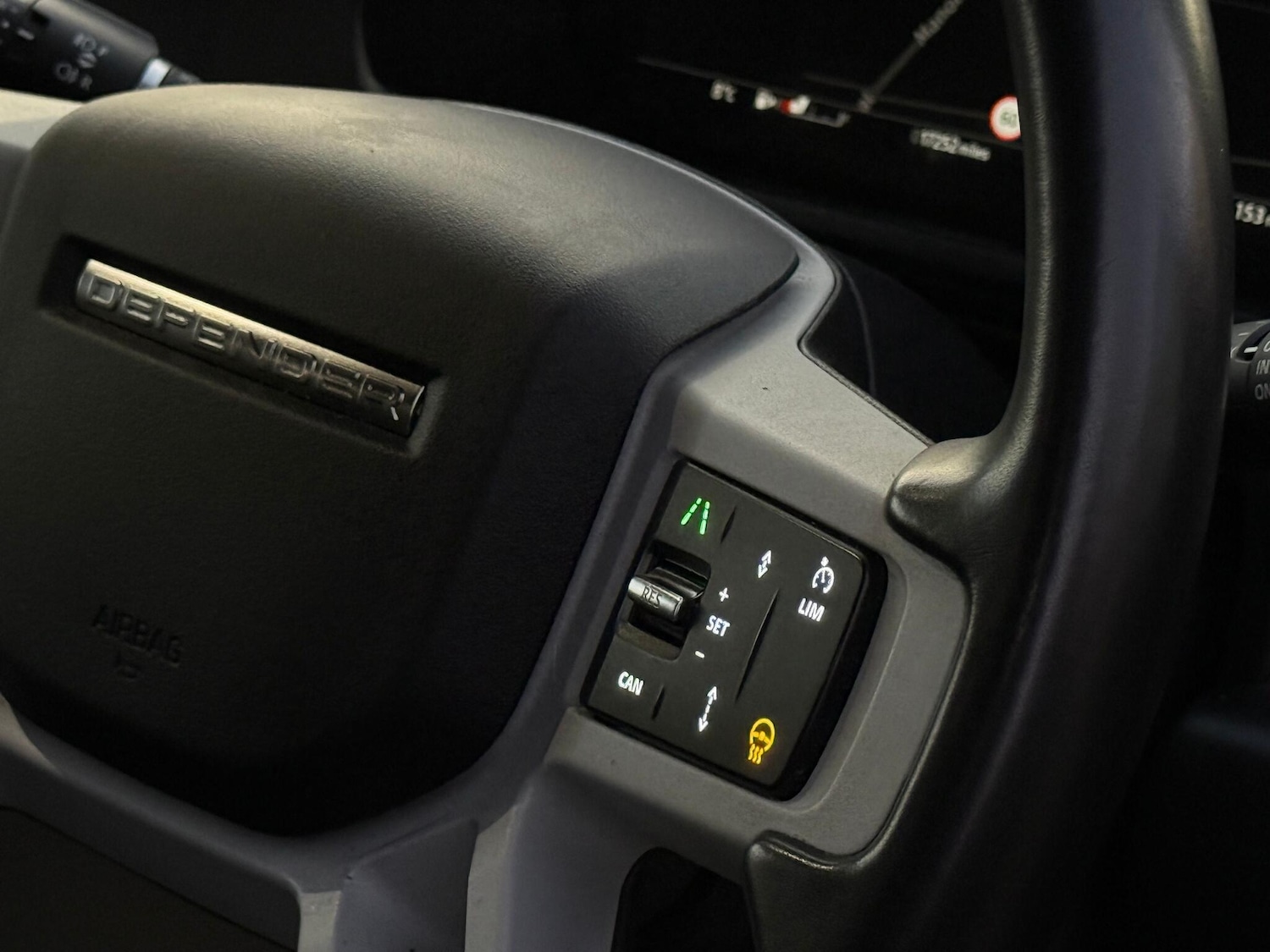 Used Land Rover Defender 2023 for sale - 77016436: Photo 52